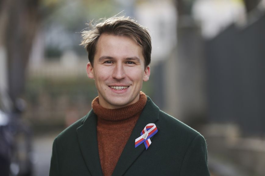 Předsedou Studentské komory Akademického senátu Masarykovy univerzity je Dominik Levíček od května 2024.