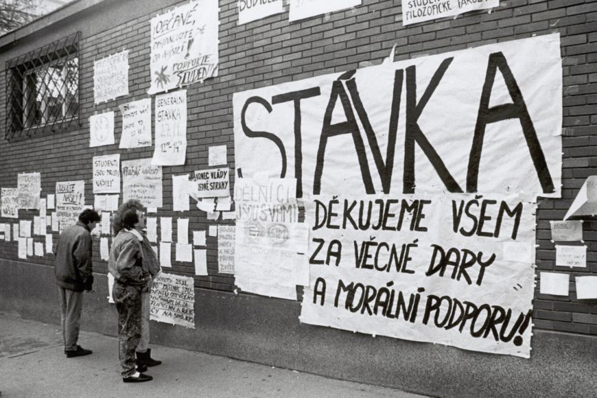 The Faculty of Arts of MU became the headquarters of the Velvet Revolution in Brno.