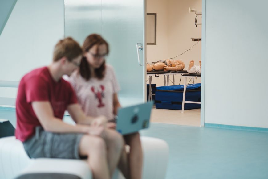 Martin Indruch/CC-BY Na výuce se budou podílet také studentští lektoři.