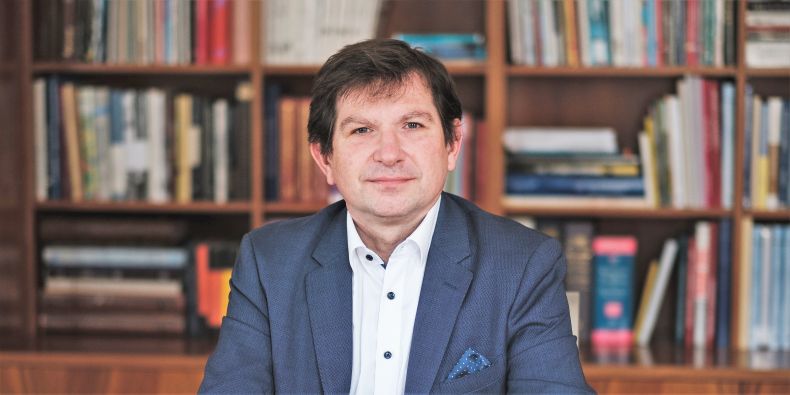 Rektor MU Martin Bareš.
