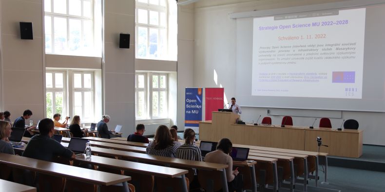Celouniverzitní Open Science Workshop 2023 se uskutečnil na FSS. 