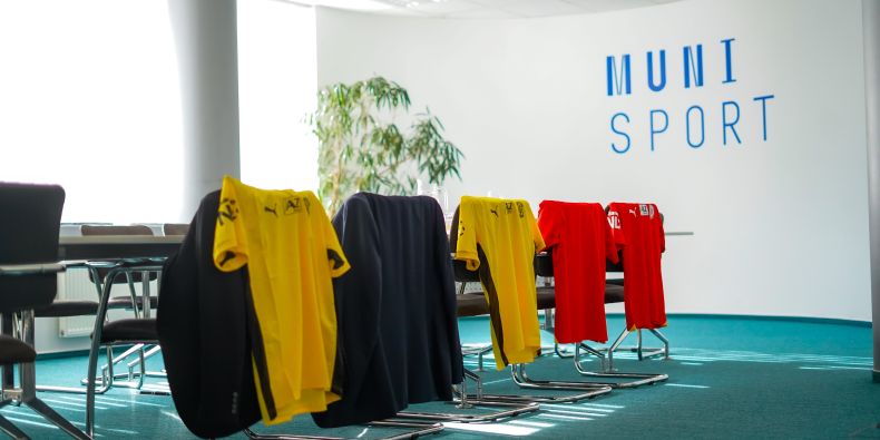 Fakulta sportovních studií MU a FC Zbrojovka Brno se dohodly na spolupráci. 