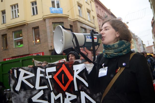  Brněnský protestní pochod studentů proti návrhům reformy vysokých škol se uskutečnil v rámci Týdne neklidu. Foto: Martin Kopáček.