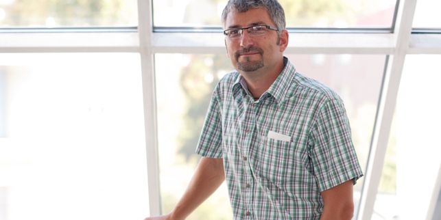 „Řecko má takové dluhy a před sebou takovou vyhlídku hospodářského růstu, že se téměř nedá dopočítat, kdy by mohlo své dluhy splatit,“ říká ekonom Martin Kvizda. Foto: Tomáš Muška.