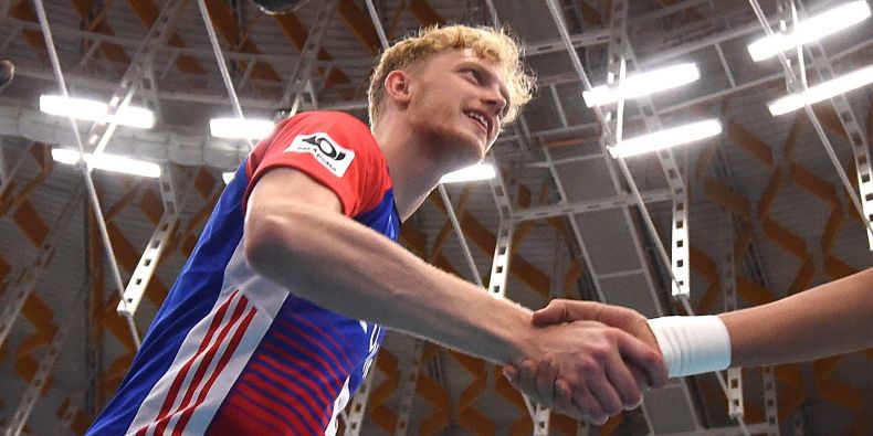 Kristián studuje ESF a k tomu stíhá i sport na špičkové úrovni.