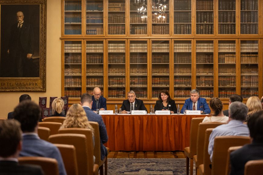 Launch of the commentary in Karolinum in Prague. On the right Michal Tomášek, next to him the Rector of Charles University Milena Králíčková and the Minister for European Affairs Martin Dvořák.