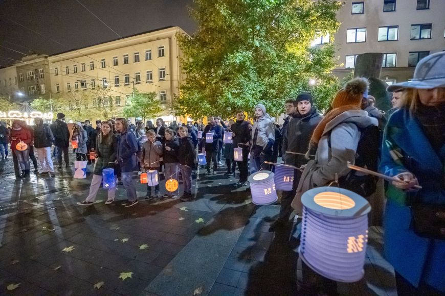 On 17 November, a lantern parade was organised by a student volunteer association from the Faculty of Arts. The lantern parade commemorates the anniversary of Velvet revolution and International Students' Day.