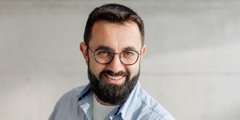 Vědec Lukáš Trantírek z CEITEC MU získal Cenu Rudolfa Lukeše.