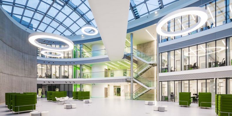 Atrium Ceitecu Masarykovy univerzity.