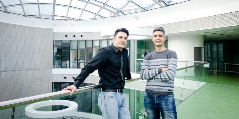 Thomas Evangelidis a Kostas Tripsianes z institutu Ceitec Masarykovy univerzity.