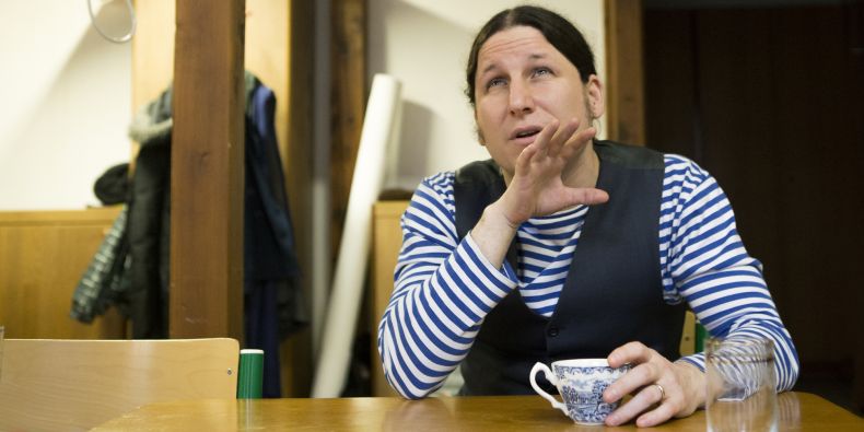 Ivan Foletti vymyslel a uskutečnil výukový projekt, při kterém loni na jaře podnikl i se studenty čtyřměsíční cestu po francouzských středověkých památkách.