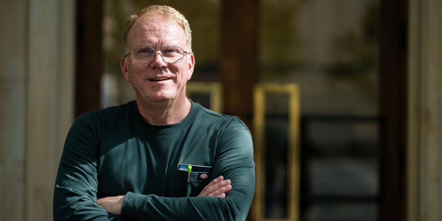 Svůj blog se dvěma seznamy predátorských časopisů a nakladatelů udržoval Jeffrey Beall pět let.