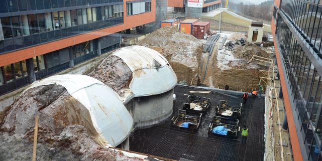 Vývoj stavby laboratoří v kampusu k 19. lednu 2012. Foto: David Povolný.