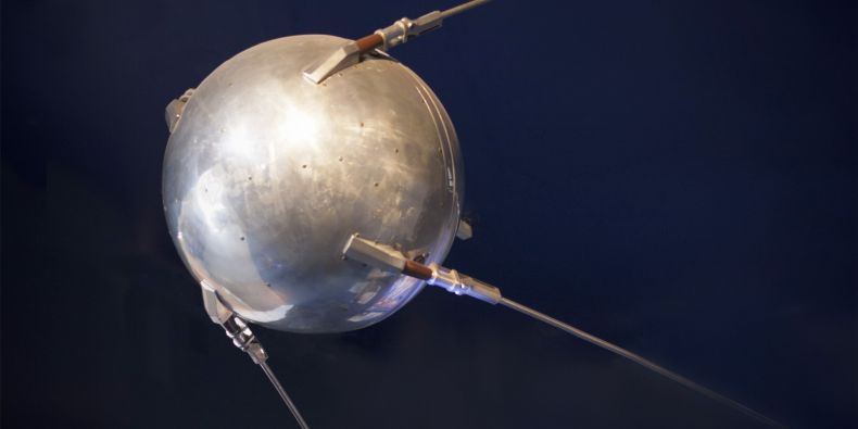 Cílem vypuštění Sputniku 1 nebylo pouze dostat první uměle vyrobenou družici na oběžnou dráhu, ale také provést první vědecká měření.