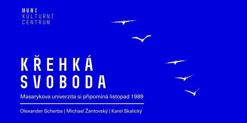Program Křehká svoboda hostí 16. listopadu aula právnické fakulty. 
