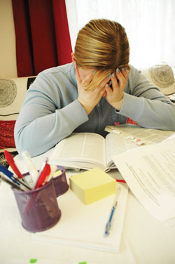 Do skupiny skrytých obtíží lze zařadit kterékoli chronické onemocnění nebo oslabení, jež může mít vliv na pracovní výkon a schopnost soustředěn. Foto: David Povolný. Do skupiny skrytých obtíží lze zařadit kterékoli chronické onemocnění nebo oslabení, jež může mít vliv na pracovní výkon a schopnost soustředěn. Foto: David Povolný.