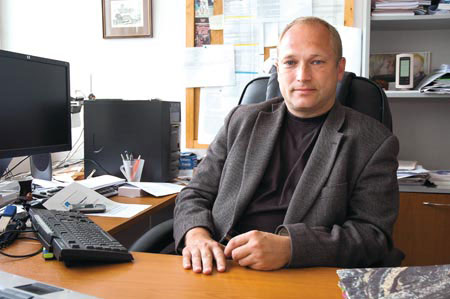 Nový děkan ekonomicko-správní fakulty uvažuje o zavedení dvou typů doktorského studia: standardního a excelentního. Foto: David Povolný. Nový děkan ekonomicko-správní fakulty uvažuje o zavedení dvou typů doktorského studia: standardního a excelentního. Foto: David Povolný.